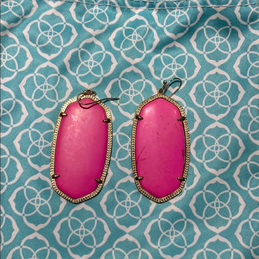 Kendra Scott hot pink Danielle earrings